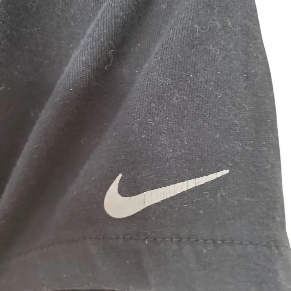 Nike Dri-Fit V-neck Run Dont Hide Short Sleeve Athletic Cut Graphic Tee Black XS